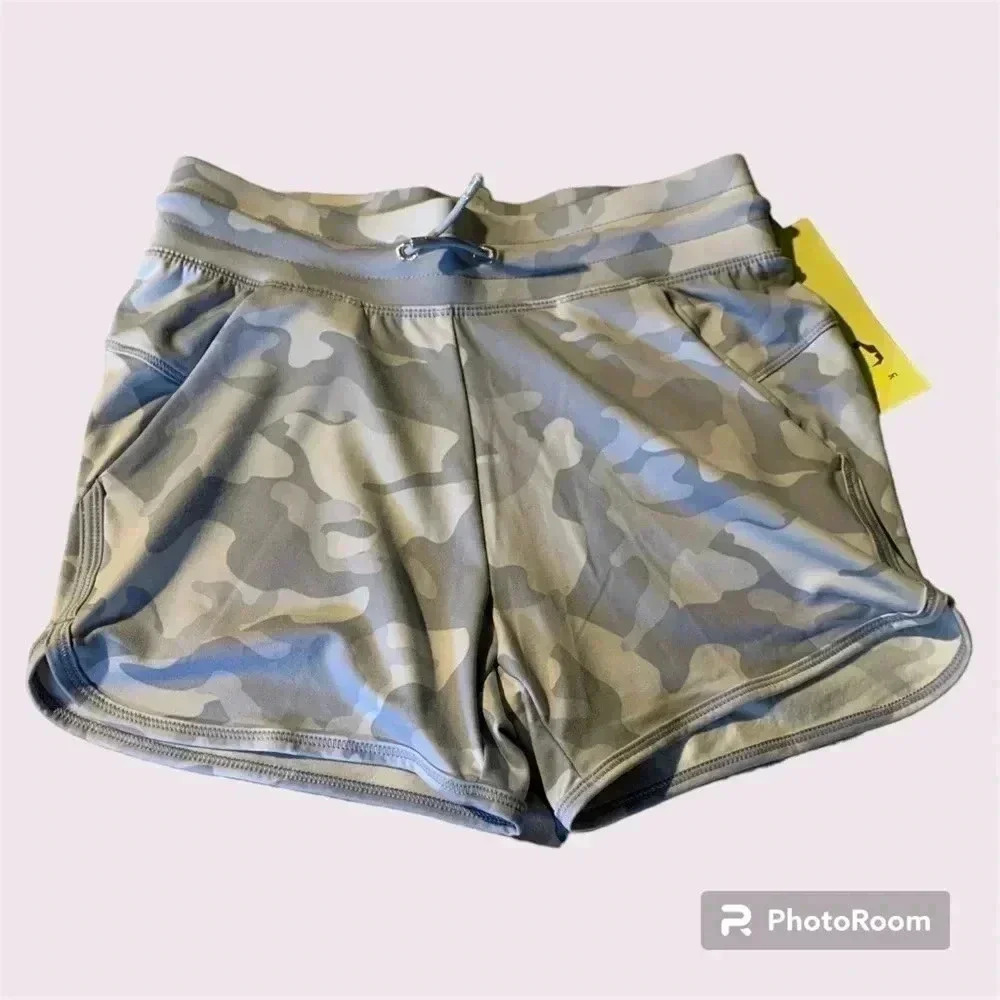 Athletic Womens Workout shorts L or XL Grey Camo Design Elastic Waist